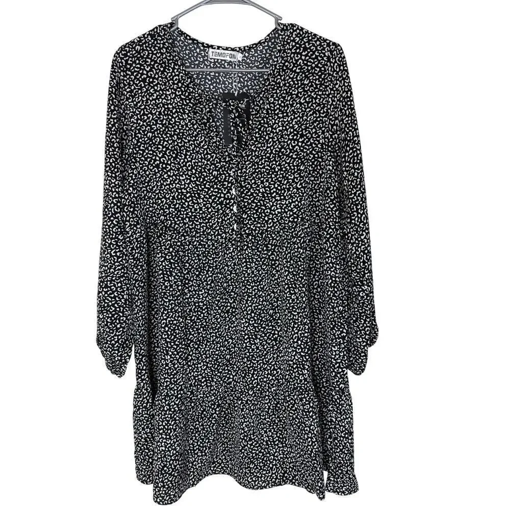 Temofon Black & White Tunic Dress - Size Small - NWT